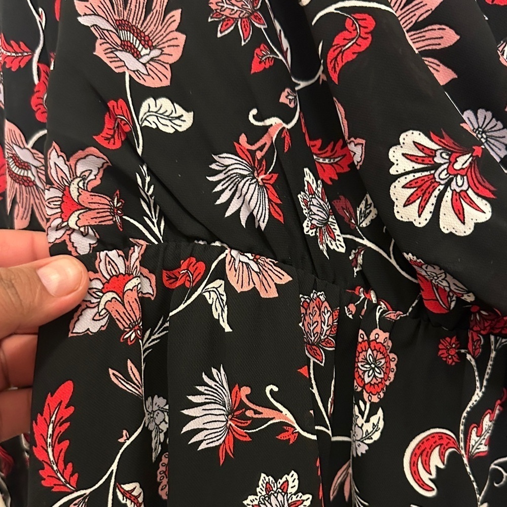 Banana Republic Black Floral Dress - Picture 7 of 9